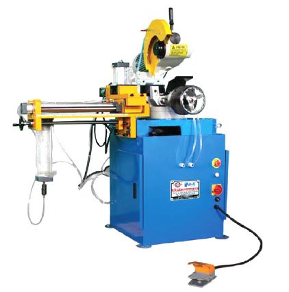 Circular Saw With Auto Feeder