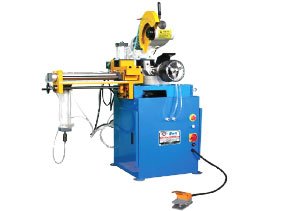 Circular Saw With Auto Feeder