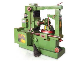 Universal Gear Hobbing Machine